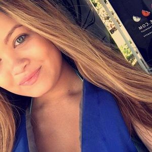 Meet your Posher, Sophia